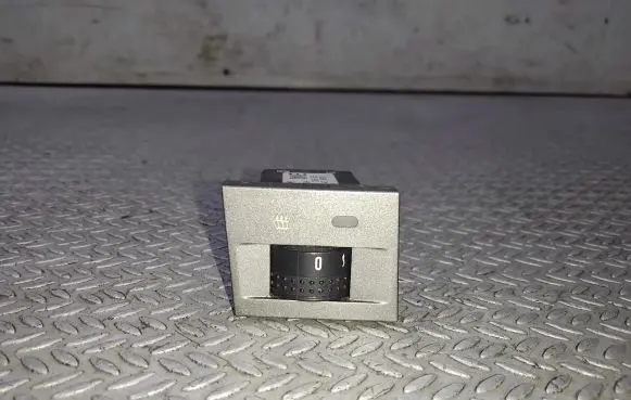 Opel Signum Seat heating switch 13138251