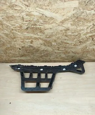 Rear bumper mounting bracket