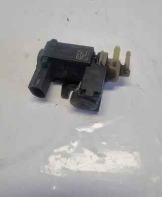 Audi A6 S6 C6 4F Turbo solenoid valve 8K0906627 4010835A