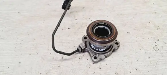 Clutch slave cylinder