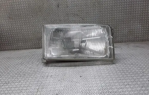 Volkswagen Transporter - Caravelle T4 Headlight/headlamp 7R0144438
