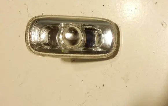Audi A6 S6 C6 4F Front fender indicator light 8E0949127 5758