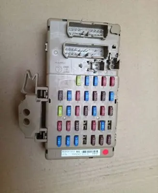 Subaru Forester SJ Fuse module 82201FJ211
