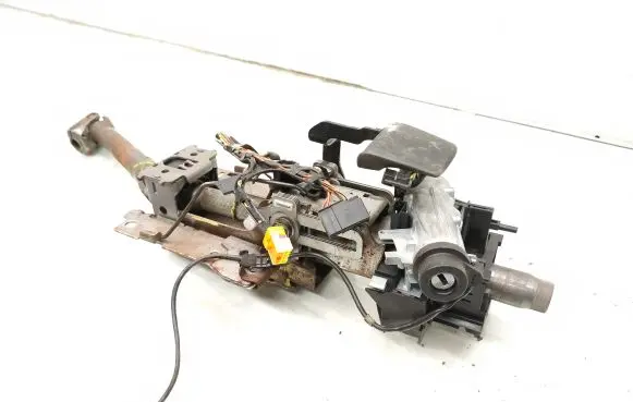 Steering wheel axle set