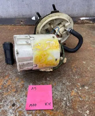 Audi A8 S8 D2 4D In-tank fuel pump 