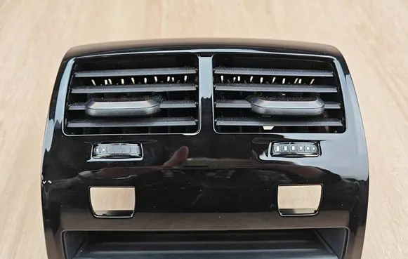 BMW 5 G30 G31 G38 Rear air vent grill 9330686