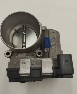 Volkswagen Golf VII Throttle valve 03F133062B
