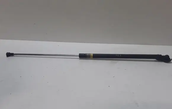 Lexus RX 300 Tailgate/trunk strut/damper