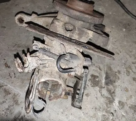 Citroen C5 Front wheel hub spindle knuckle