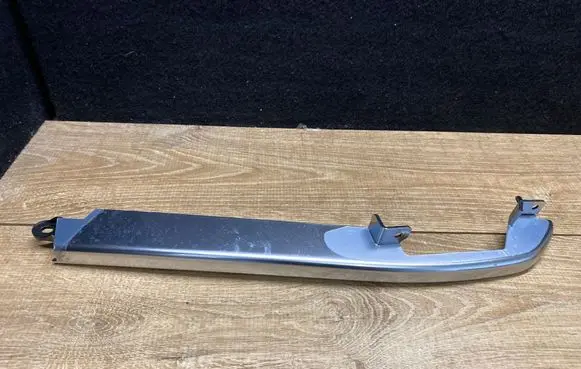 Land Rover Discovery Sport Center console decorative trim LK72640E73B