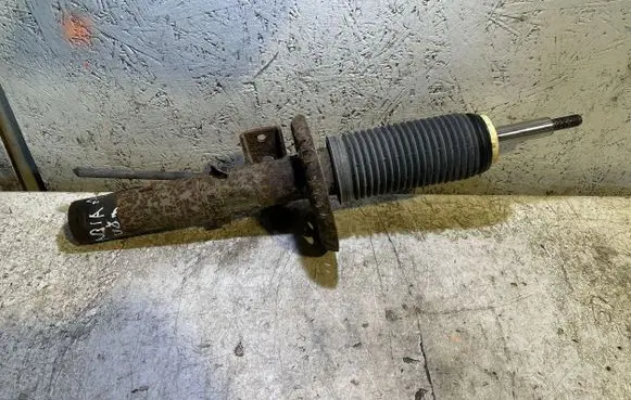 Skoda Fabia Mk2 (5J) Front shock absorber/damper
