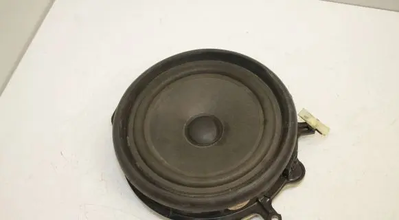 Audi A3 S3 8P Front door speaker 8E0035411 4383125