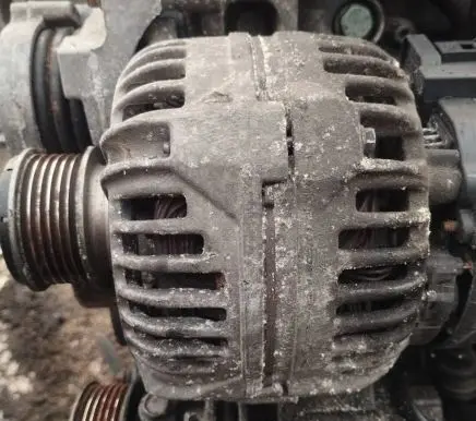 Volkswagen Polo Generator/alternator 045903023a 0124515022