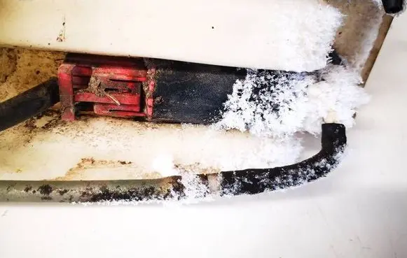 Toyota Corolla E120 E130 Windscreen/windshield washer pump 