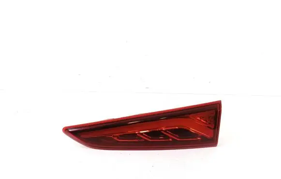 Hyundai Kona I Tailgate rear/tail lights 92404J9100