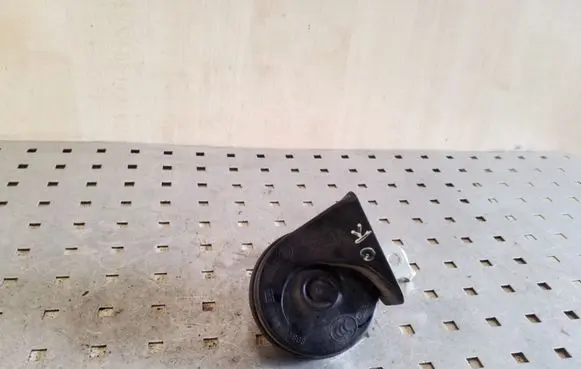 Opel Astra J Horn signal A046522 E30055306