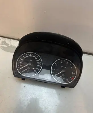 BMW 3 E90 E91 Speedometer (instrument cluster) 9110197