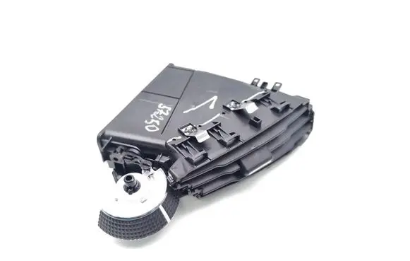 Ford Focus Dash center air vent grill BM51-A014L20-BF