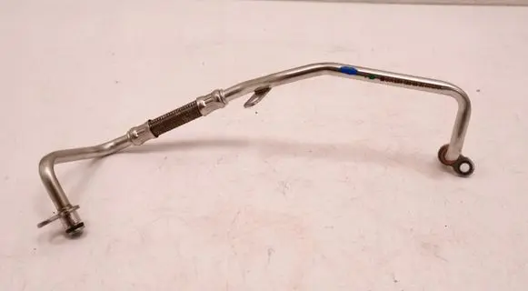 Mercedes-Benz 200 300 W123 Turbo turbocharger oiling pipe/hose A2541806900