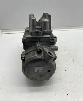 Renault Zoe Air conditioning (A/C) compressor (pump) 926008999R ES27C 08B03205