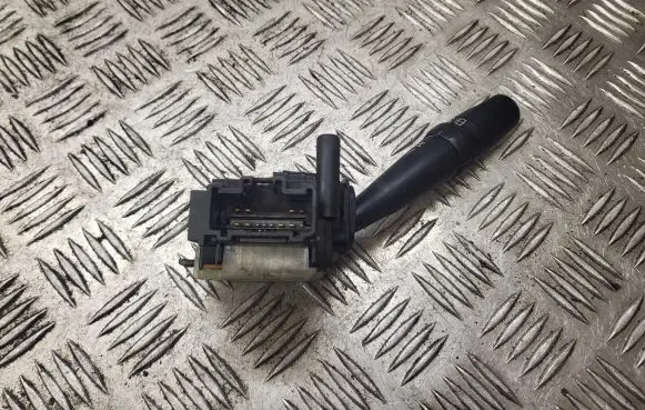 Toyota Avensis Verso Wiper control stalk 173654LH