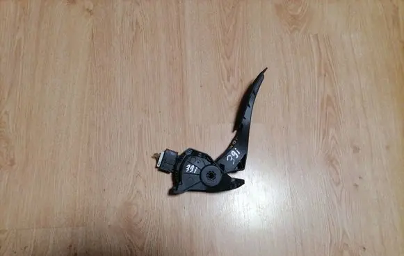 Opel Insignia A Accelerator throttle pedal 6PV00976500 13237352