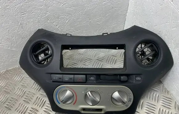 Toyota Yaris Climate control unit 758649 FD51438109597 554050D110B0