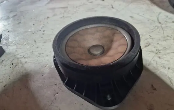 Buick Encore I Front door speaker