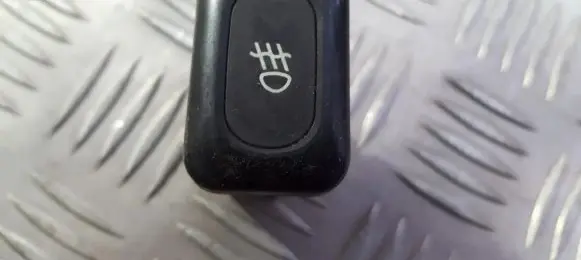 Nissan Almera Fog light switch 