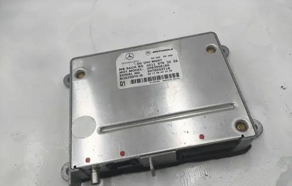 Mercedes-Benz E W211 Bluetooth control unit module A2118703226 DM70593710