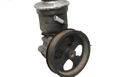 Toyota Avensis T250 Power steering pump 12180