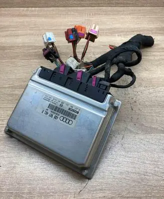 Audi A6 S6 C5 4B Engine control unit/module ECU 4B0907401P 0281001931 withplug