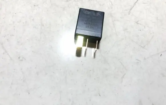 KIA Ceed Other relay 952252s000 95225-2s000