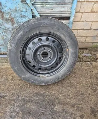 Hyundai Sonata R16 spare wheel 529102E400