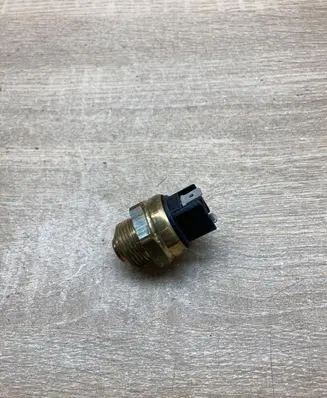 Peugeot 206+ Coolant temperature sensor V1151