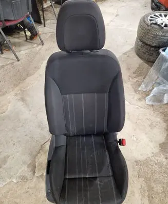 Citroen C4 II Front passenger seat 