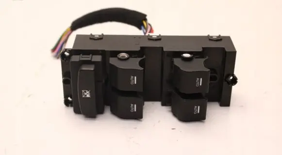Hyundai i40 Window control relay 