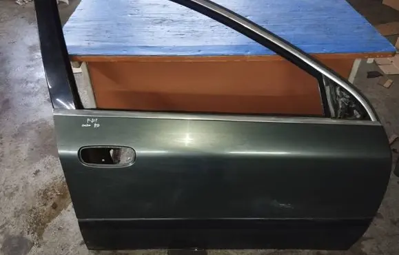 Peugeot 607 Front door 