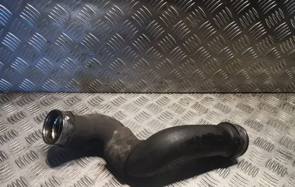 Mercedes-Benz C W203 Intercooler hose/pipe 2035280582 A2035280582