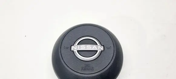 Nissan Qashqai J12 Steering wheel airbag 985106UU0A