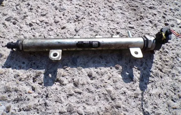 Fiat Sedici Fuel main line pipe 0445214056