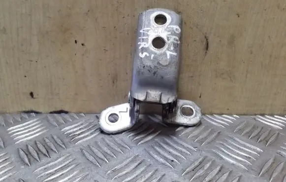 Front door upper hinge