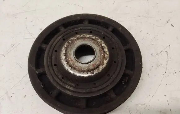 Renault Megane II Crankshaft pulley 2831700