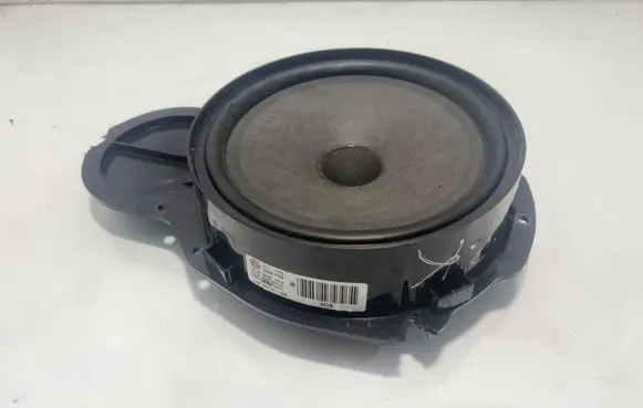 Volkswagen PASSAT B7 Front door speaker 3C8035454