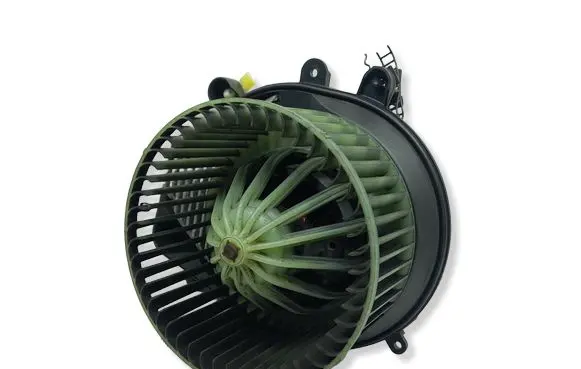 Volkswagen PASSAT B5.5 Heater fan/blower 740221233FKASACJA 740221233F