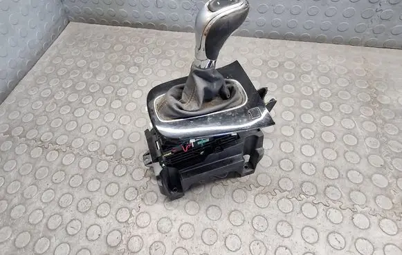 Buick Encore I Gear shifter/selector 42566286