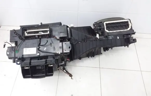 Interior heater climate box assembly