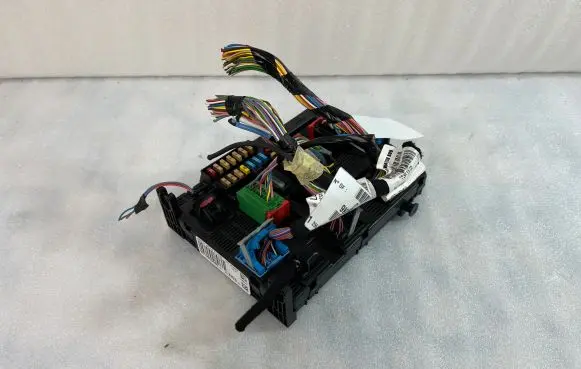 Peugeot 2008 I Comfort/convenience module 9819850080