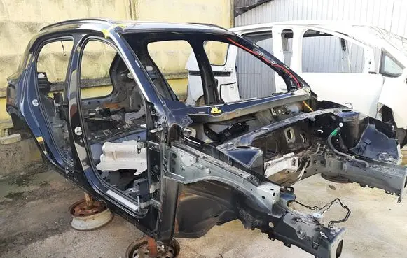 Volvo XC40 Front quarter panel 