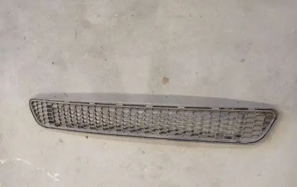 Toyota Sienna XL30 III Front bumper lower grill 5311208010